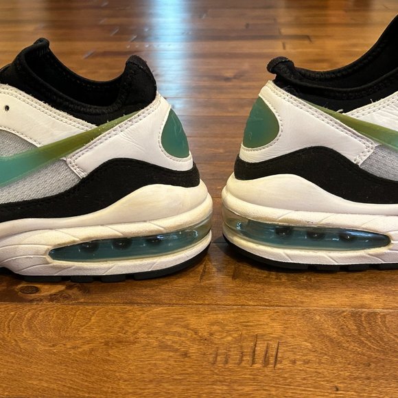 Womens Nike Air Max, Vintage 90s style, excellent condition - Picture 4 of 8